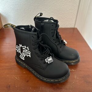 Kids Keith Haring x Doc Martens lug sole boots - 10